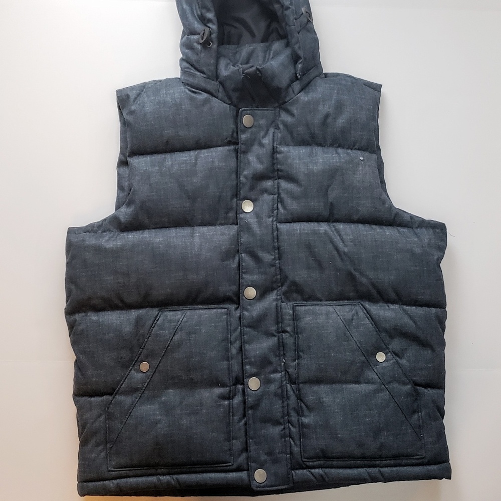 Old navy mens puffer vest